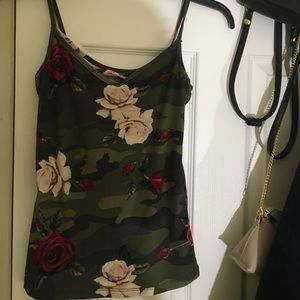 floral camo tank top size M from rue21